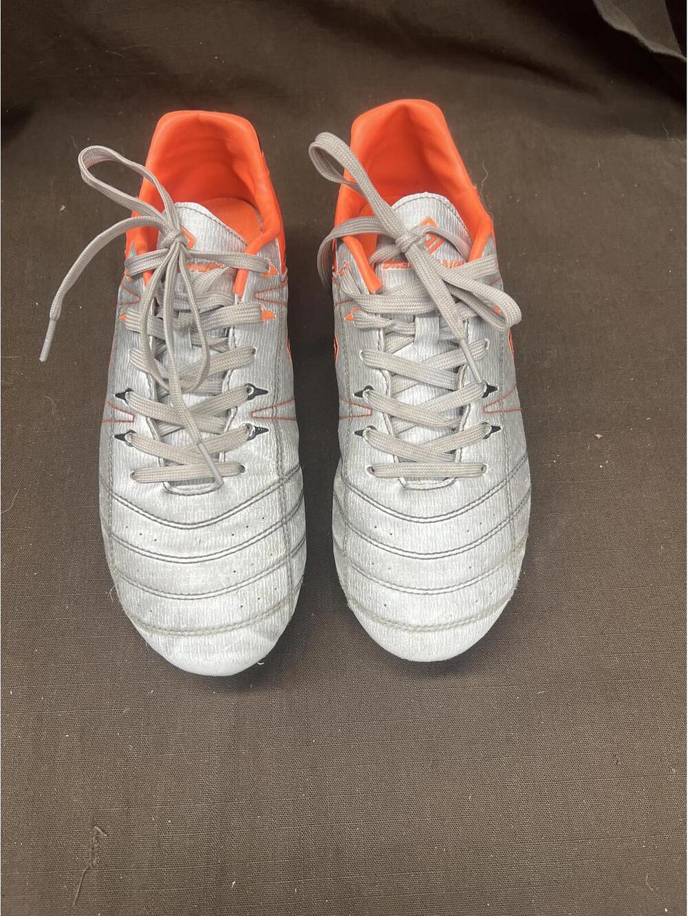 Dream Pairs Silver Orange Black Soccer Cleats US 8.5